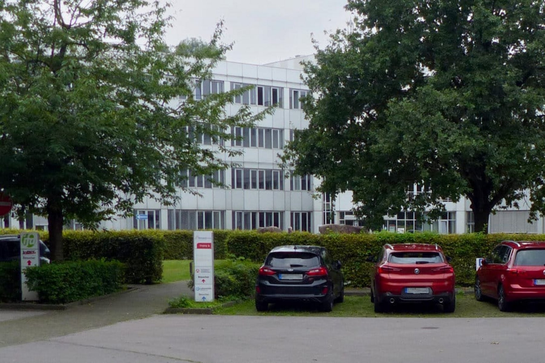 Eigentümer/Verwalter: Facilityservice OWL